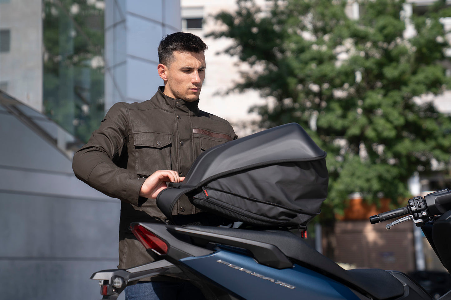 Mochila LS2 Shield 25 a 50 lts